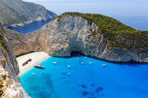 Where to Stay in Zakynthos: 10 Best Areas 